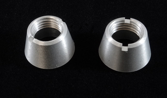 DS-16 - Silverk nuts for upper switches - Front panel DS-16 - Silverk nuts for upper switches - Front panel